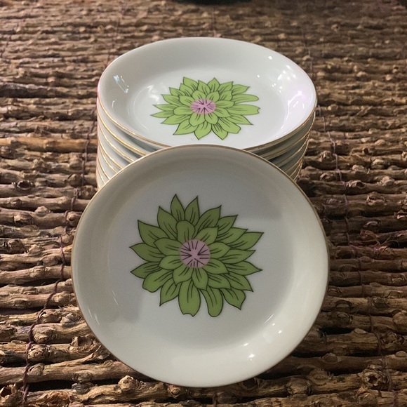 11 Vintage Creative Japan Porcelain Floral dish. Nice for dipping sauces - Picture 2 of 4